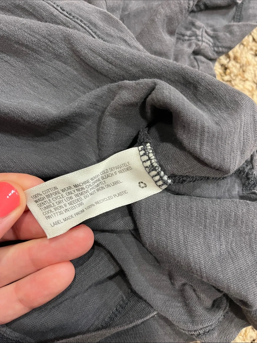 UNIVERSAL THREAD tops - Picture 5 of 5